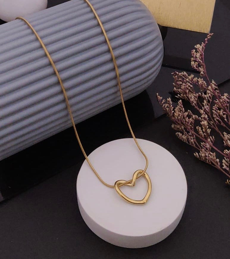 Intertwined Heart 💓