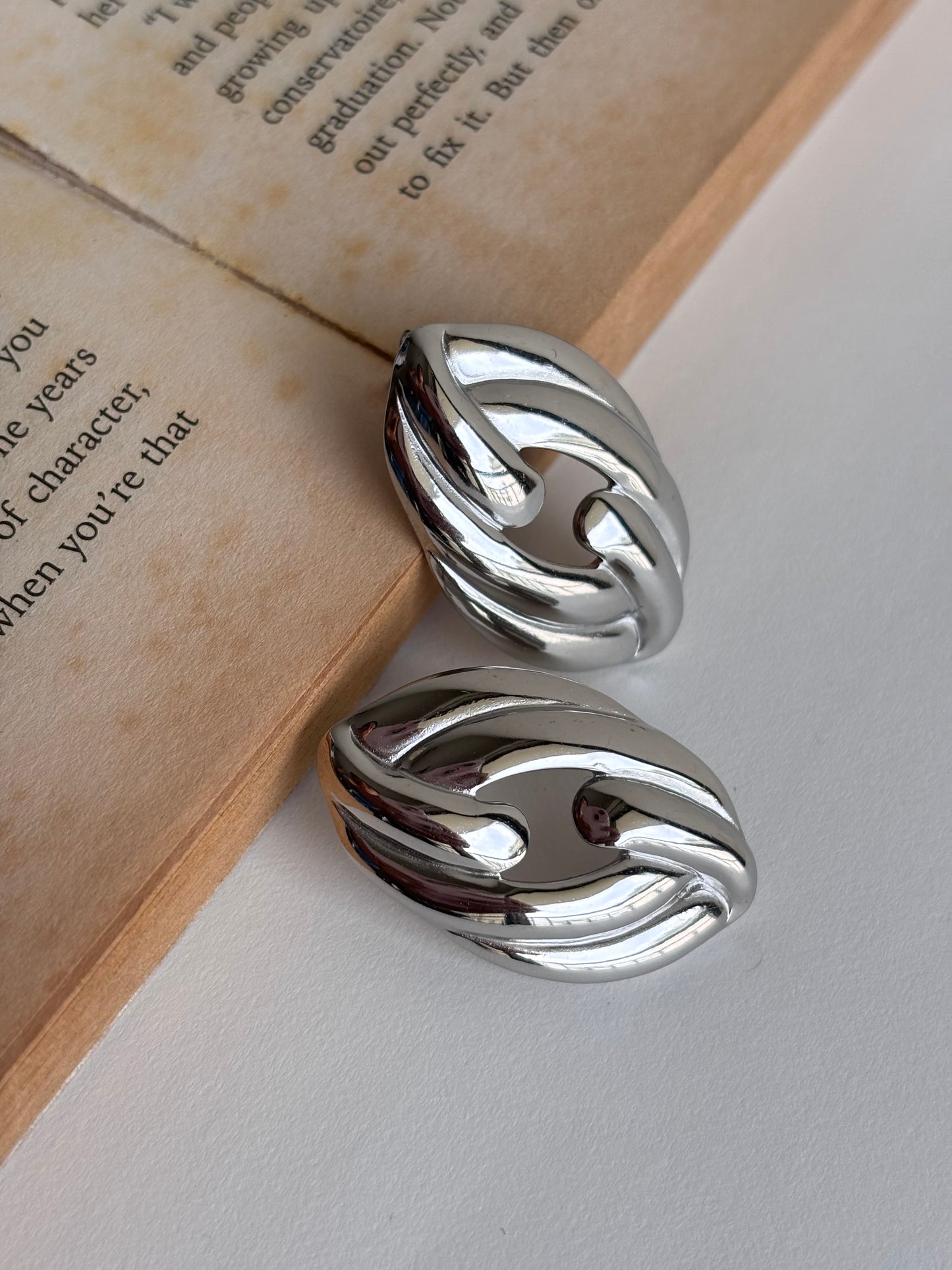 ‘Soaring’ Silver Earring