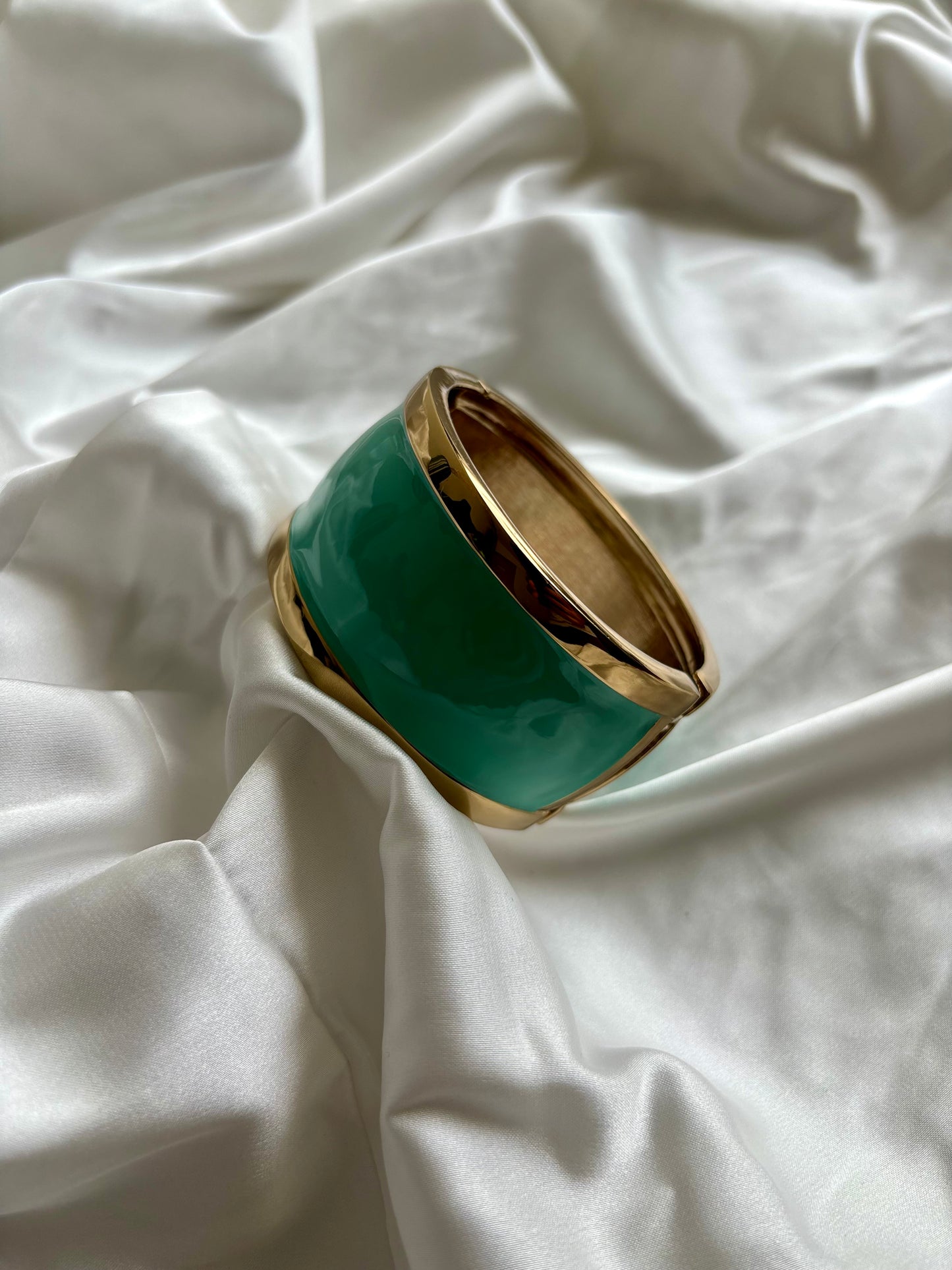 Beach Bums - Chunky Bangle Cuff