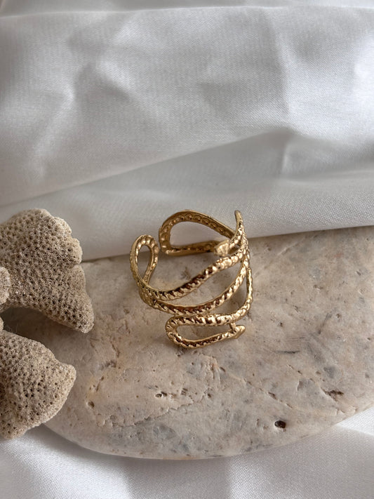 Serpentina Ring