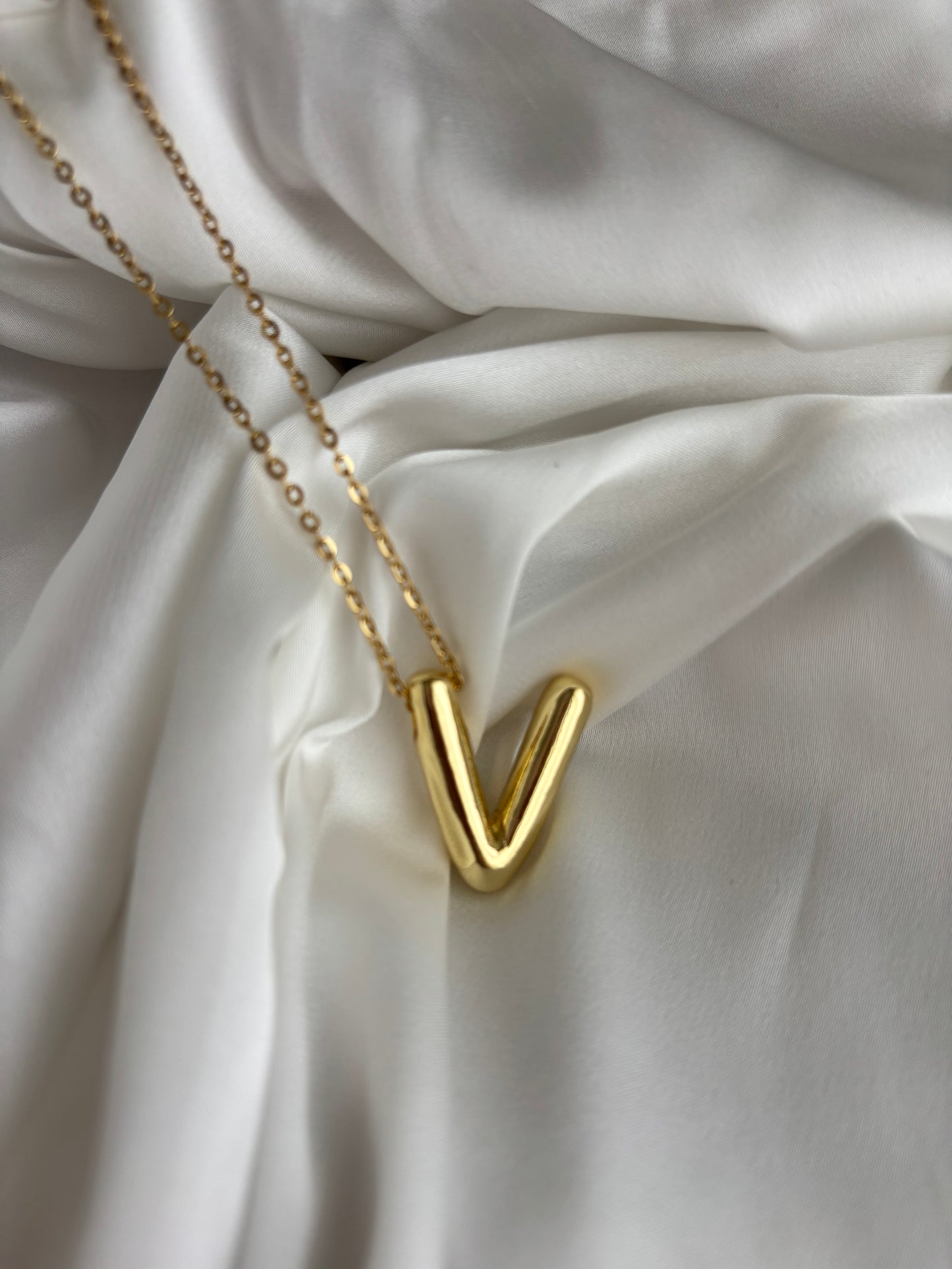 Love Letters - Bubble Initial Neck chains