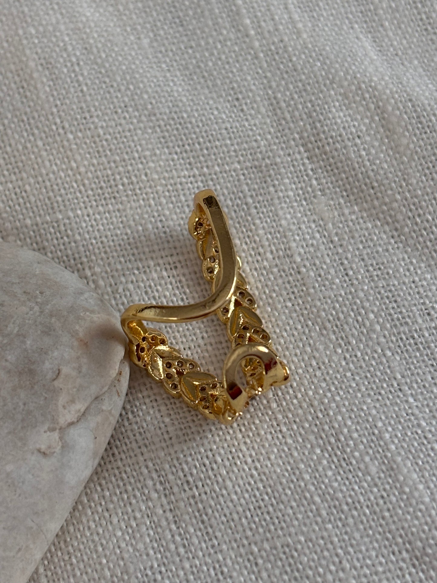The Untamed Link Ear Cuff