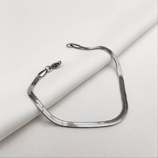 Surfer girl - silver snakeskin anklet