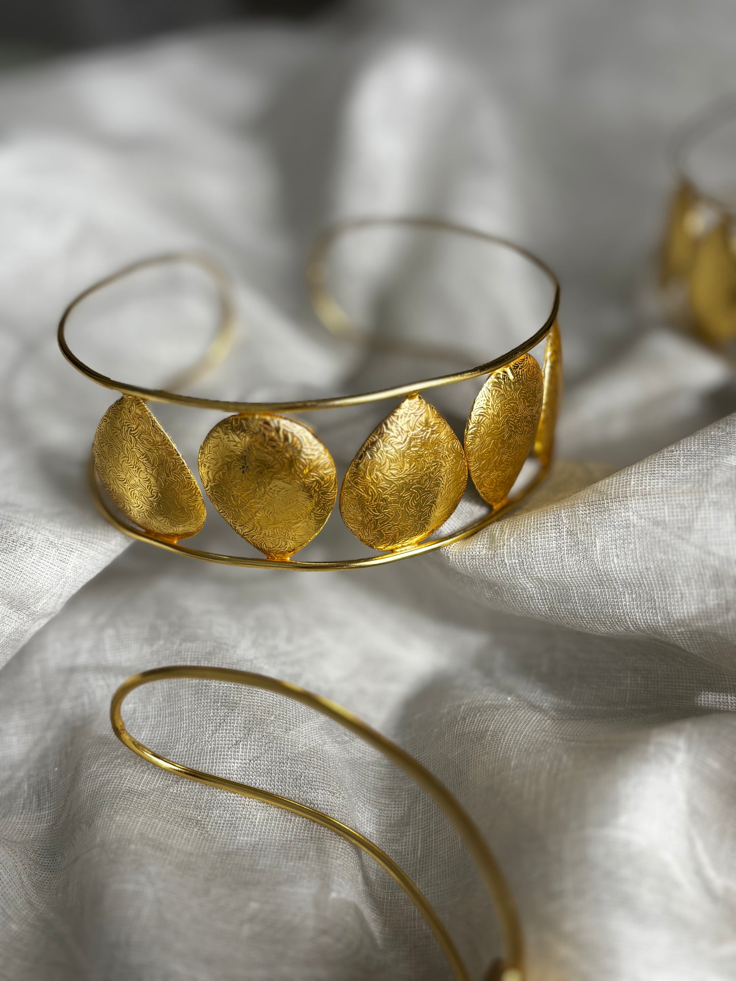 ‘Opera Girl’ Choker