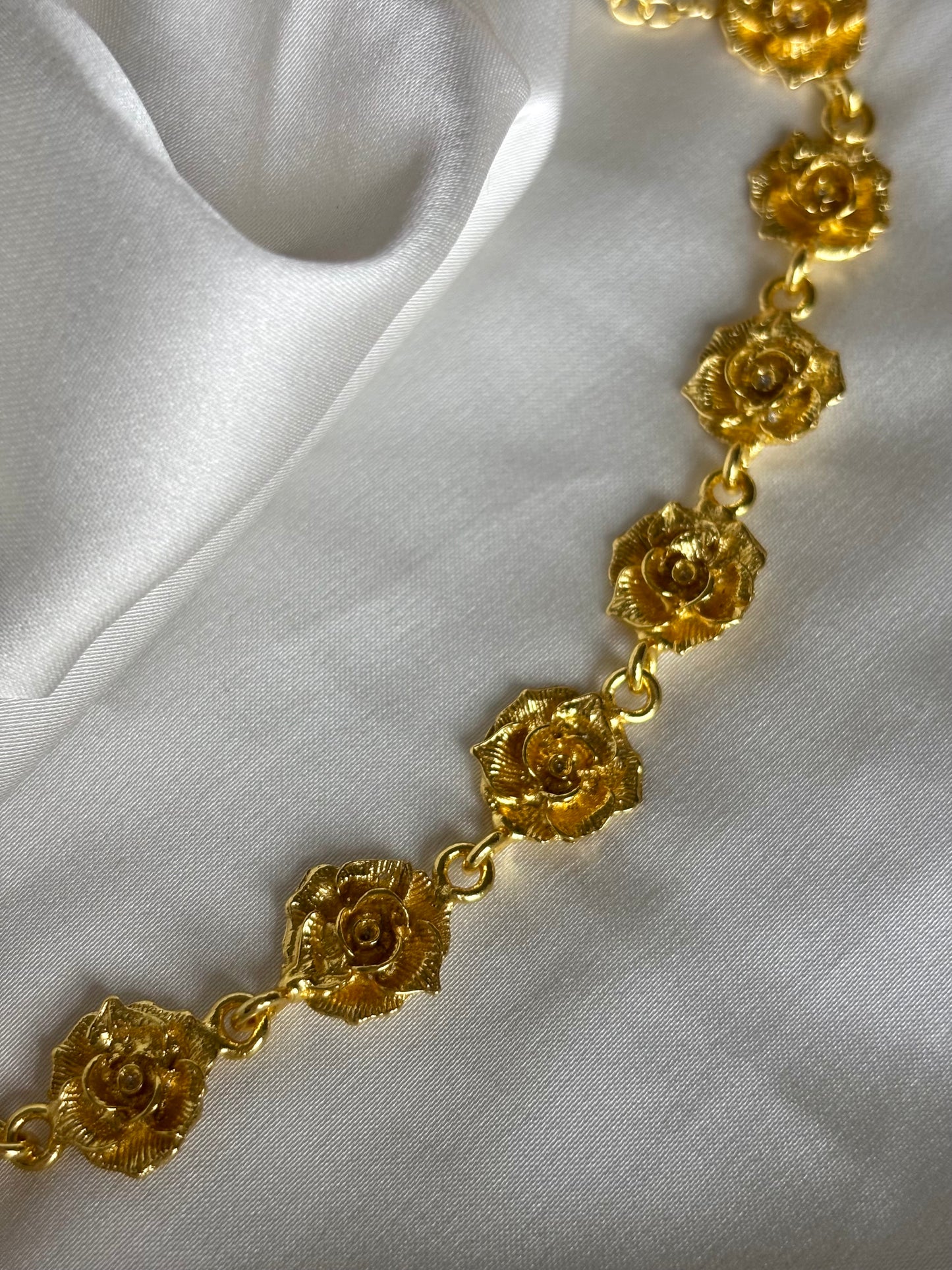Gulab Pankh - Gold Choker Set