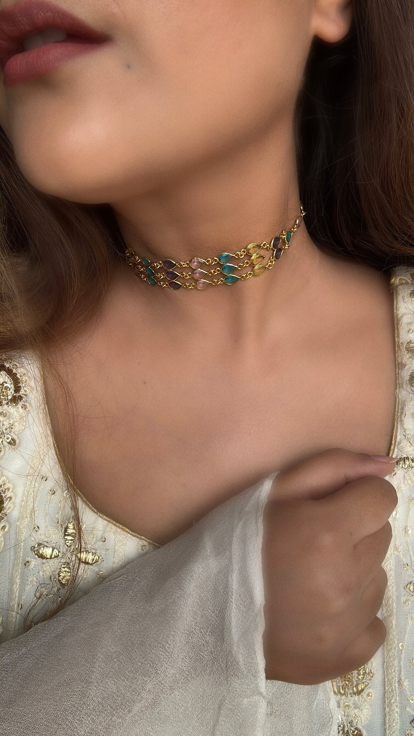 Her Majesty - Multicolour Choker